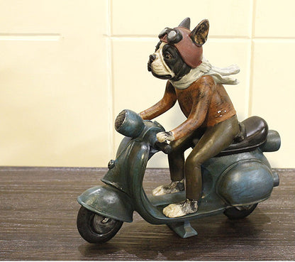 Fralla Rider – stilren figur på scooter (finns i 3 hundraser)